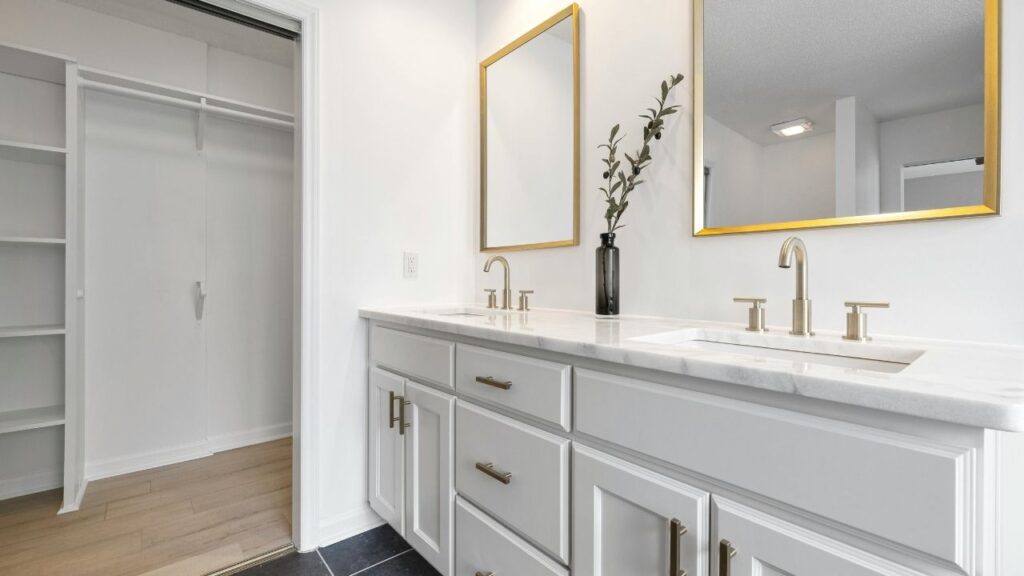 Understanding the Importance of a Bathroom Vanity Countertop Backsplash