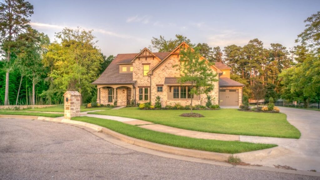 What Makes Un Village Apartments Unique?
