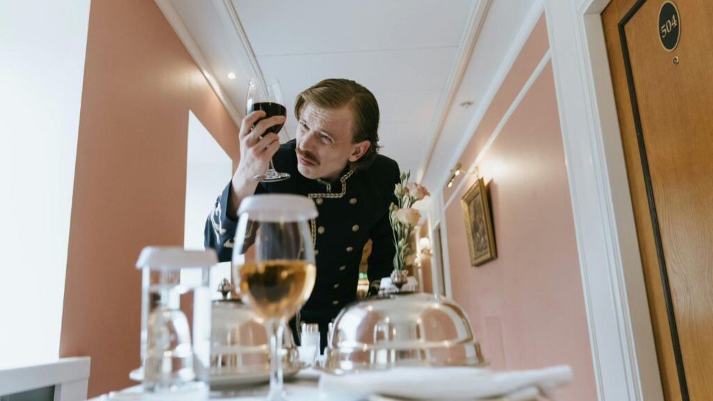 Who Should Stay at Brentwood Inn & Suites?