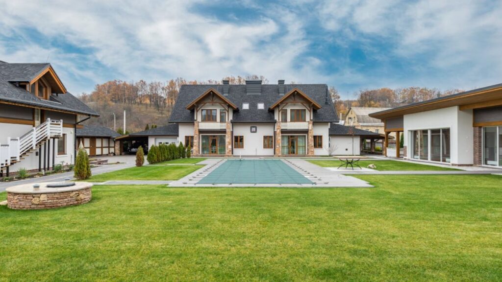 Why Un Village Apartments Are Worth a Look