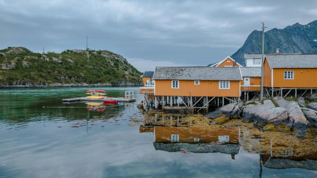 What’s the Big Deal About Lake Shelbyville Cabins? Let’s Break it Down