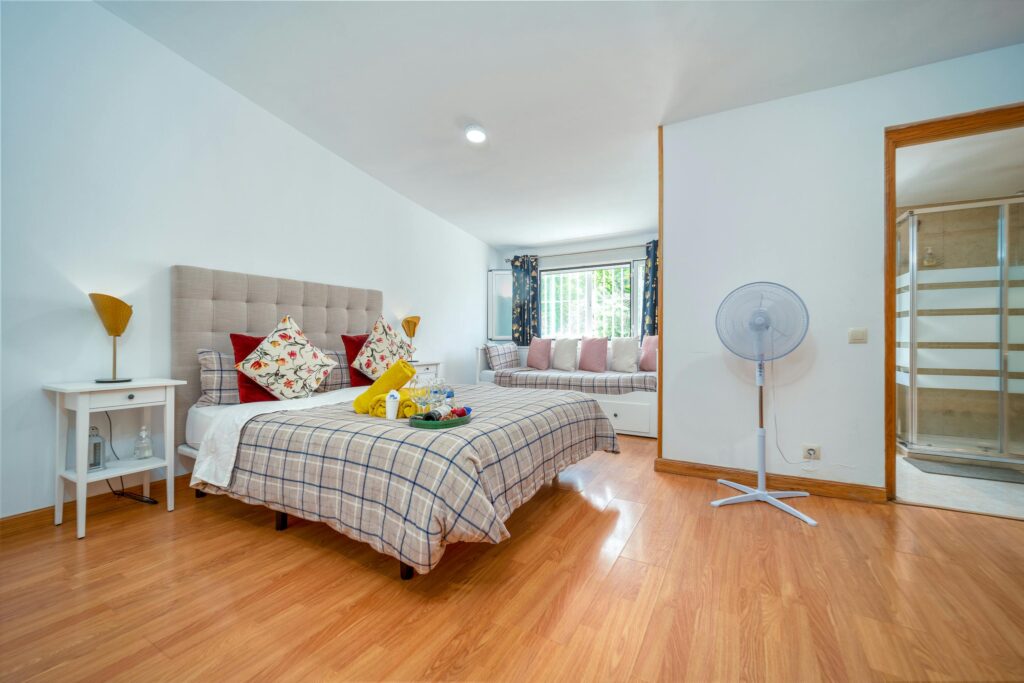 Keeping Your Beautiful Iron Canopy Bed Frame Looking Great