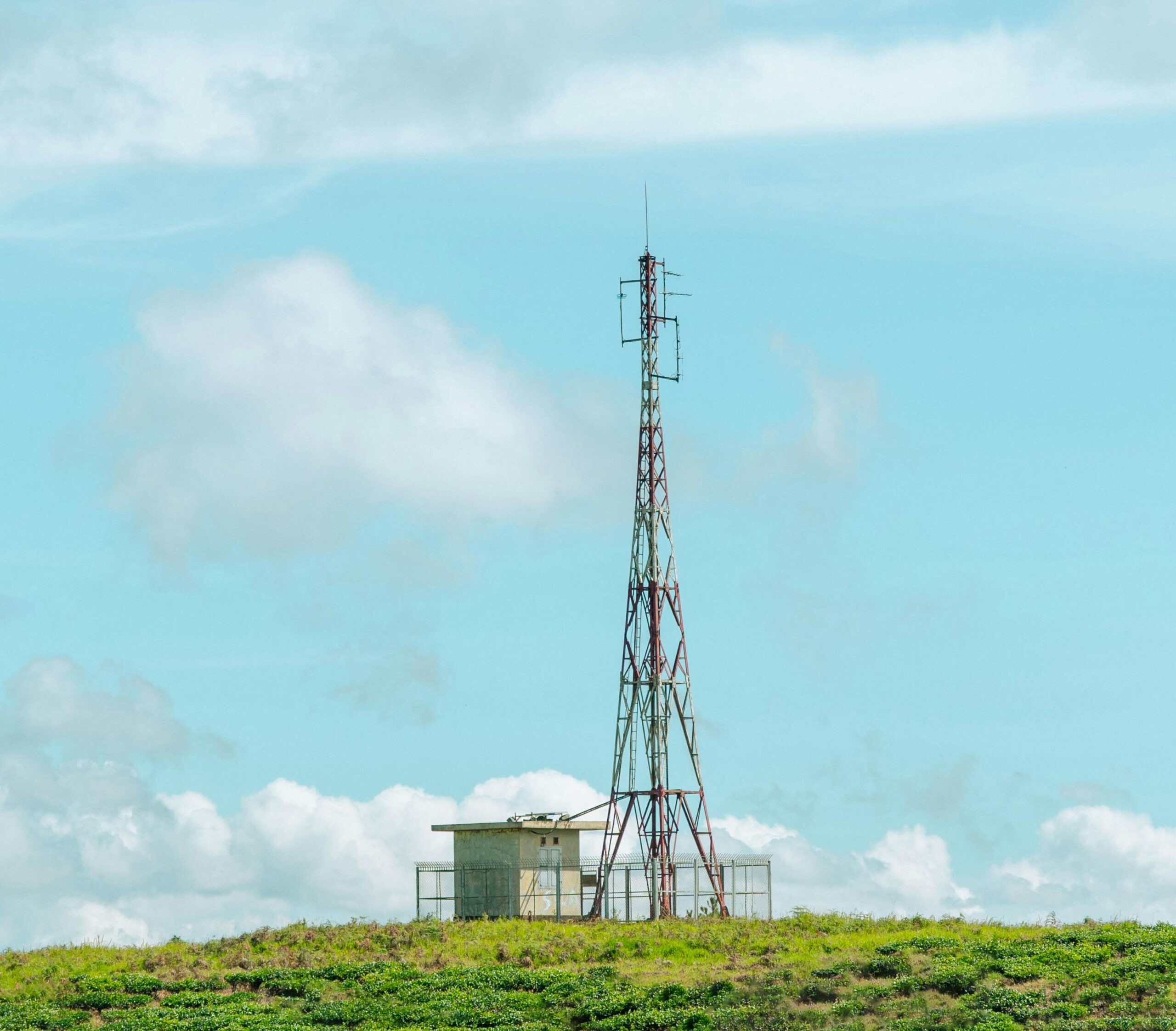 Why 4-Sided Self-Support Tower Rule Modern